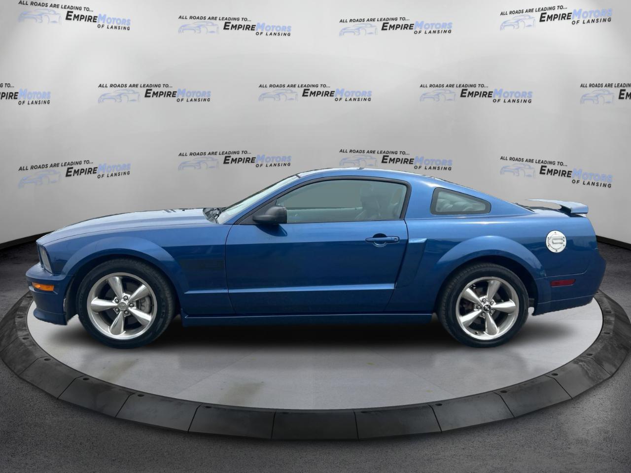Ford Mustang GT Deluxe Coupe 2008