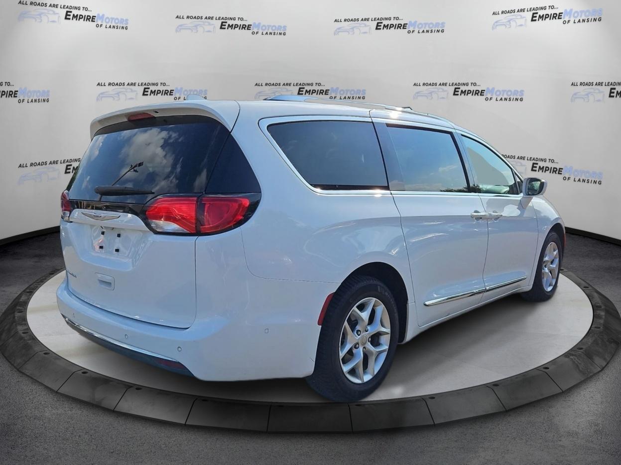 Chrysler Pacifica Touring-L Plus 2018