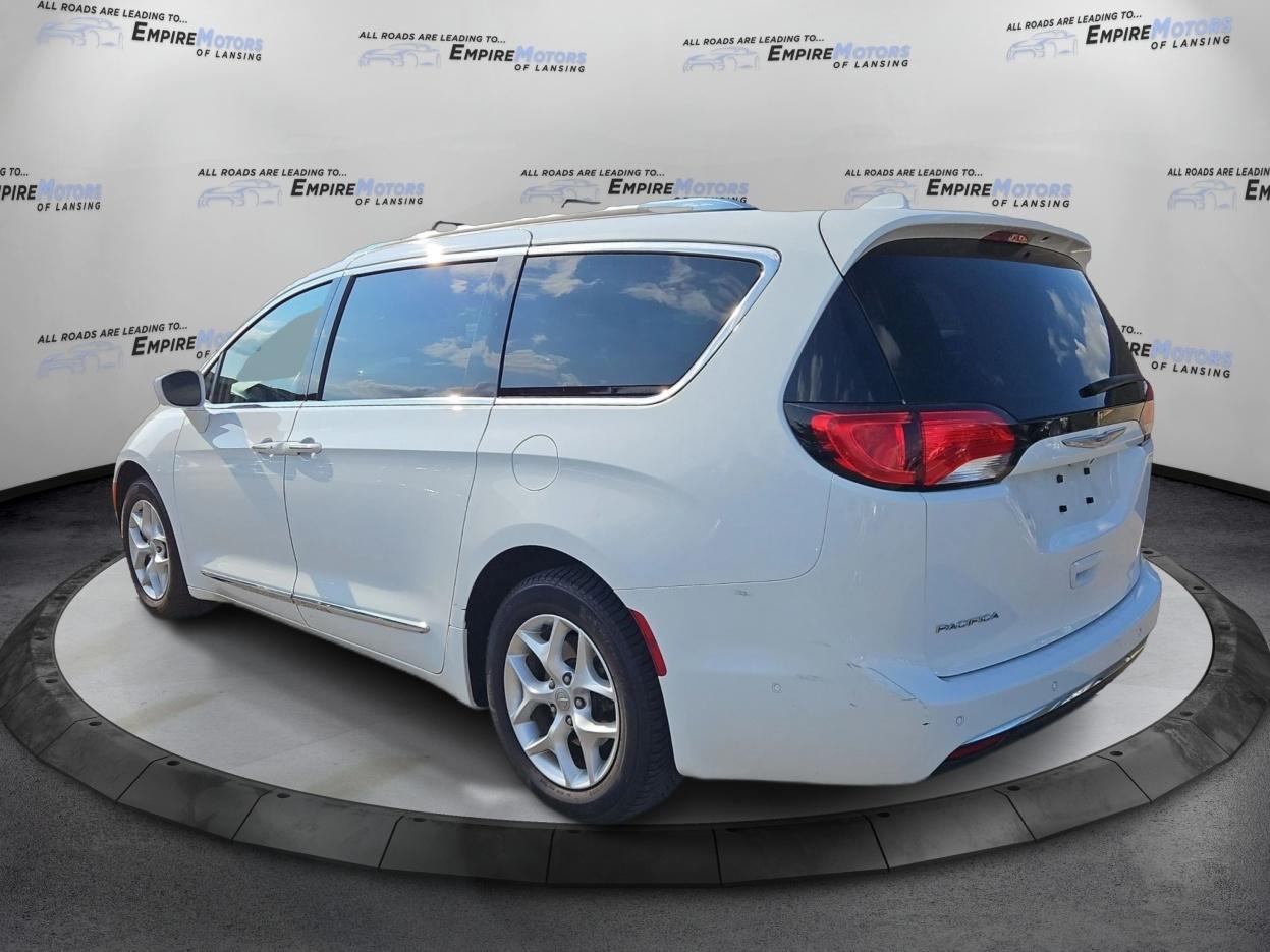 Chrysler Pacifica Touring-L Plus 2018