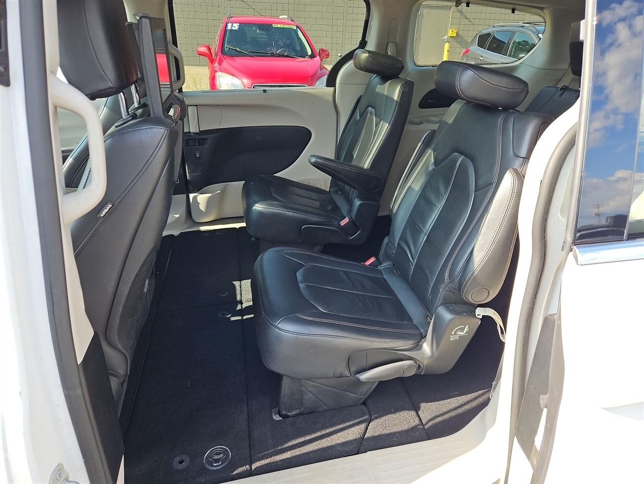 Chrysler Pacifica Touring-L Plus 2018
