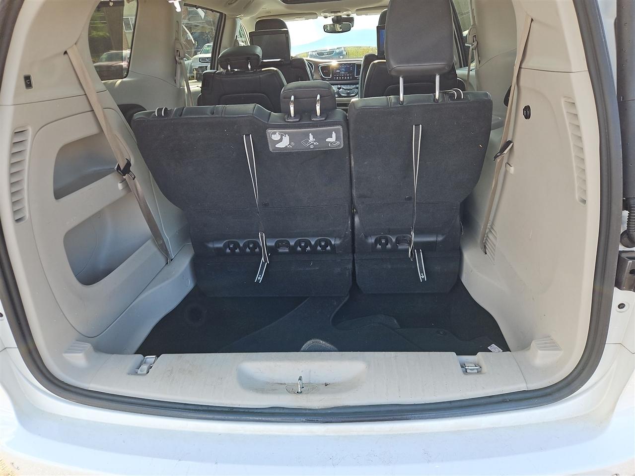 Chrysler Pacifica Touring-L Plus 2018