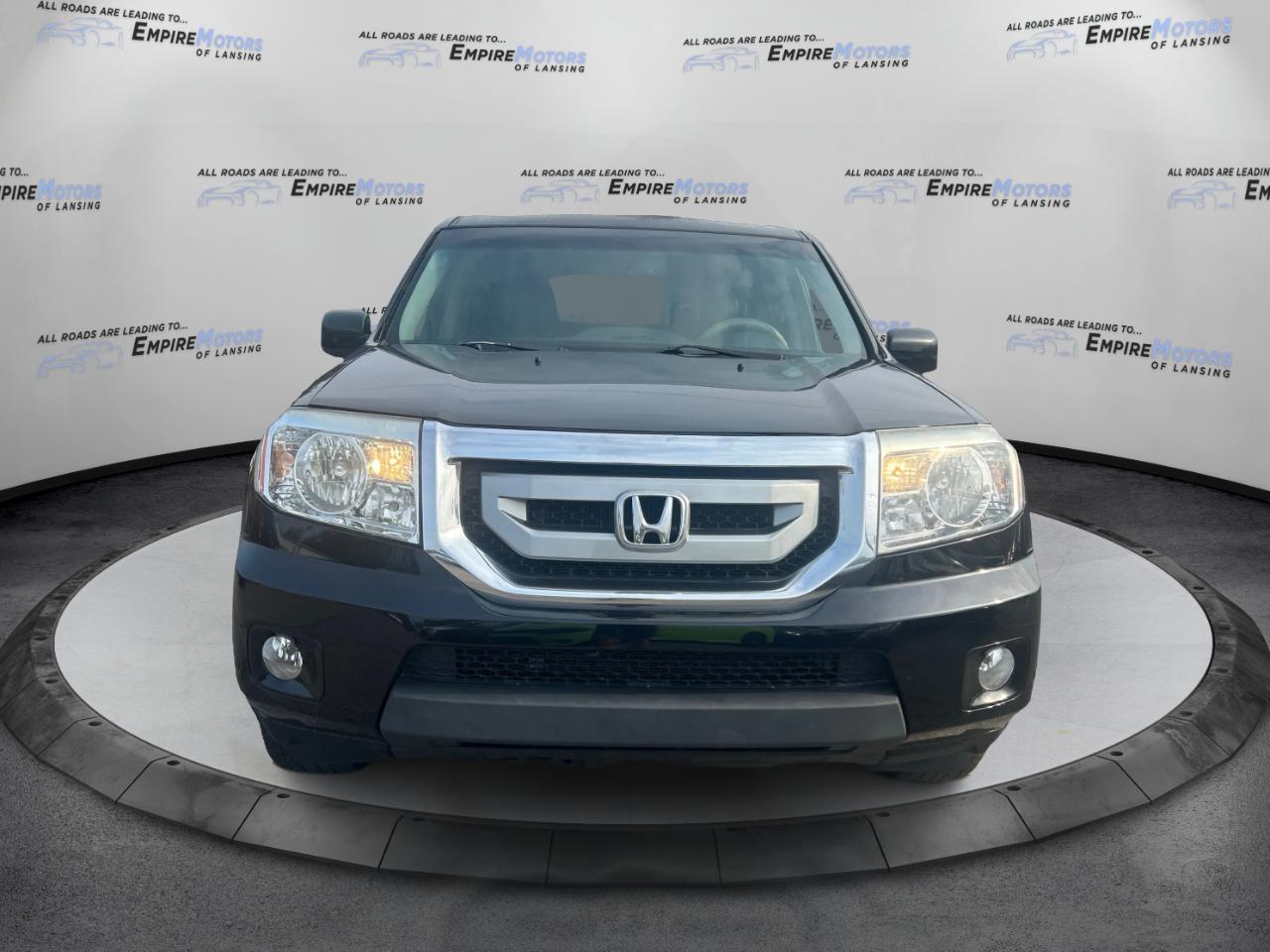 Honda Pilot Touring 4WD 5-Spd AT with DVD 2010