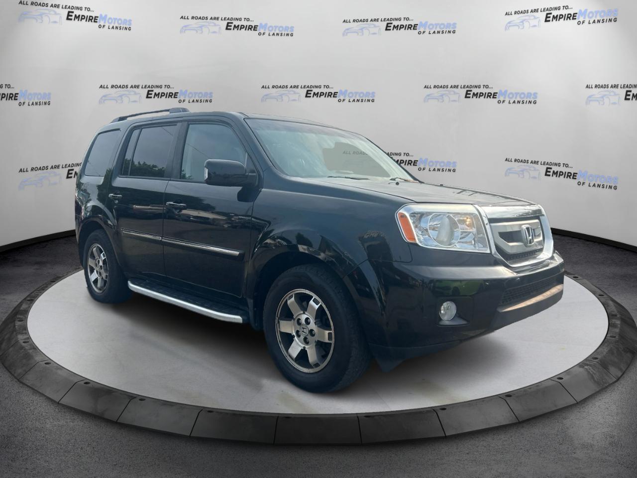 Honda Pilot Touring 4WD 5-Spd AT with DVD 2010