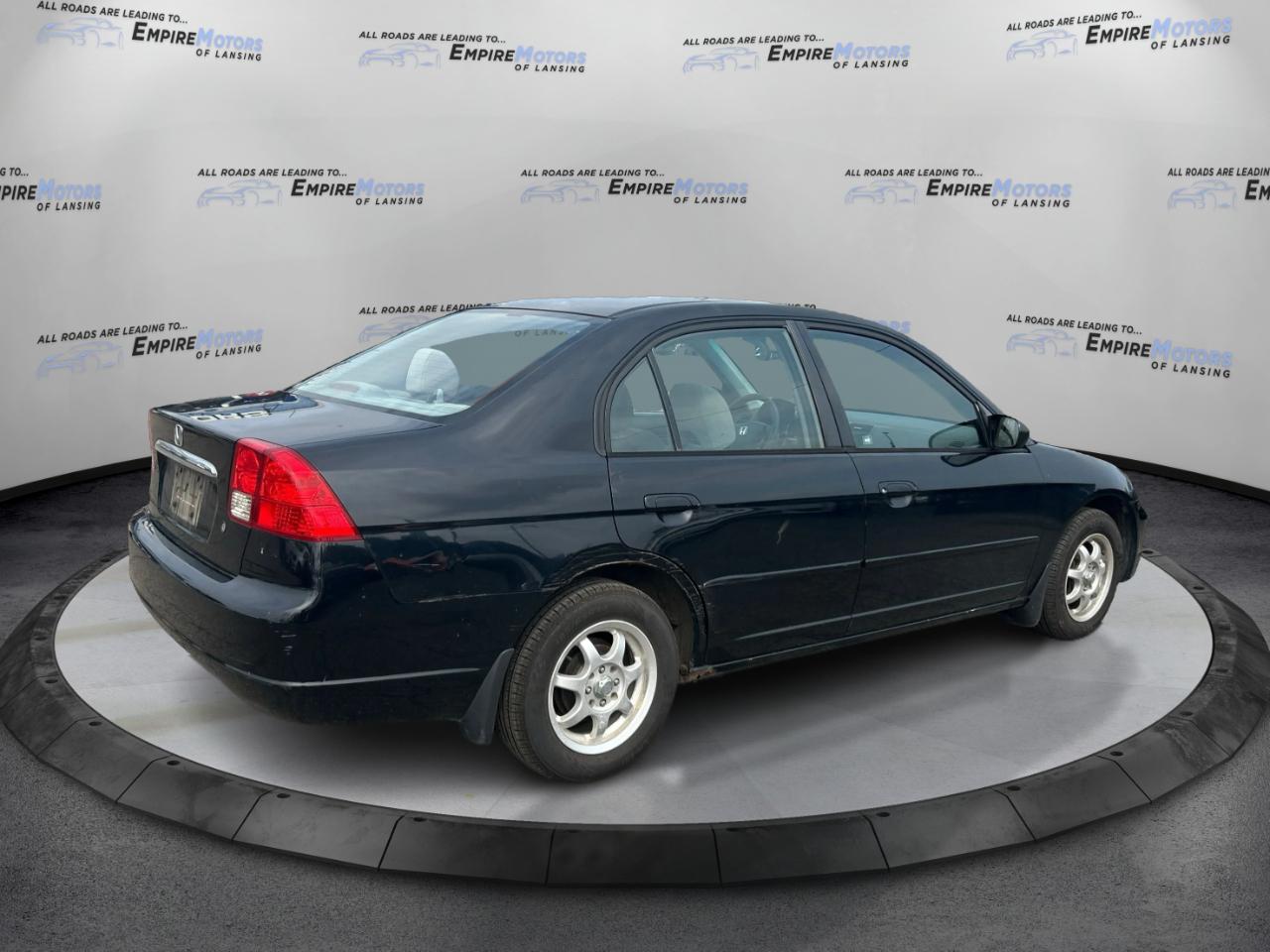 Honda Civic LX Sedan 4-spd AT 2003