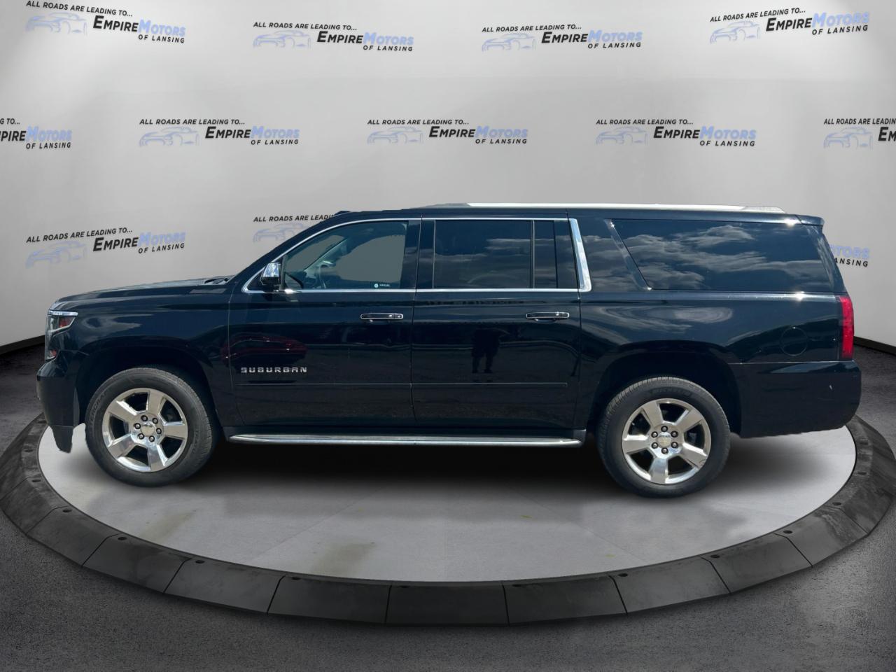 Chevrolet Suburban Premier 4WD 2017