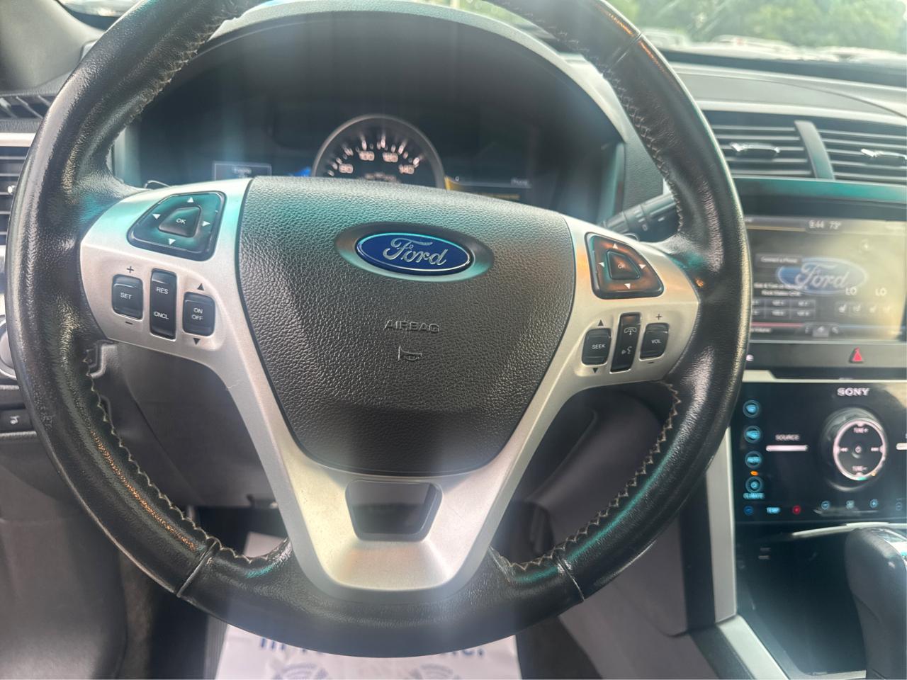 Ford Explorer Sport 4WD 2014