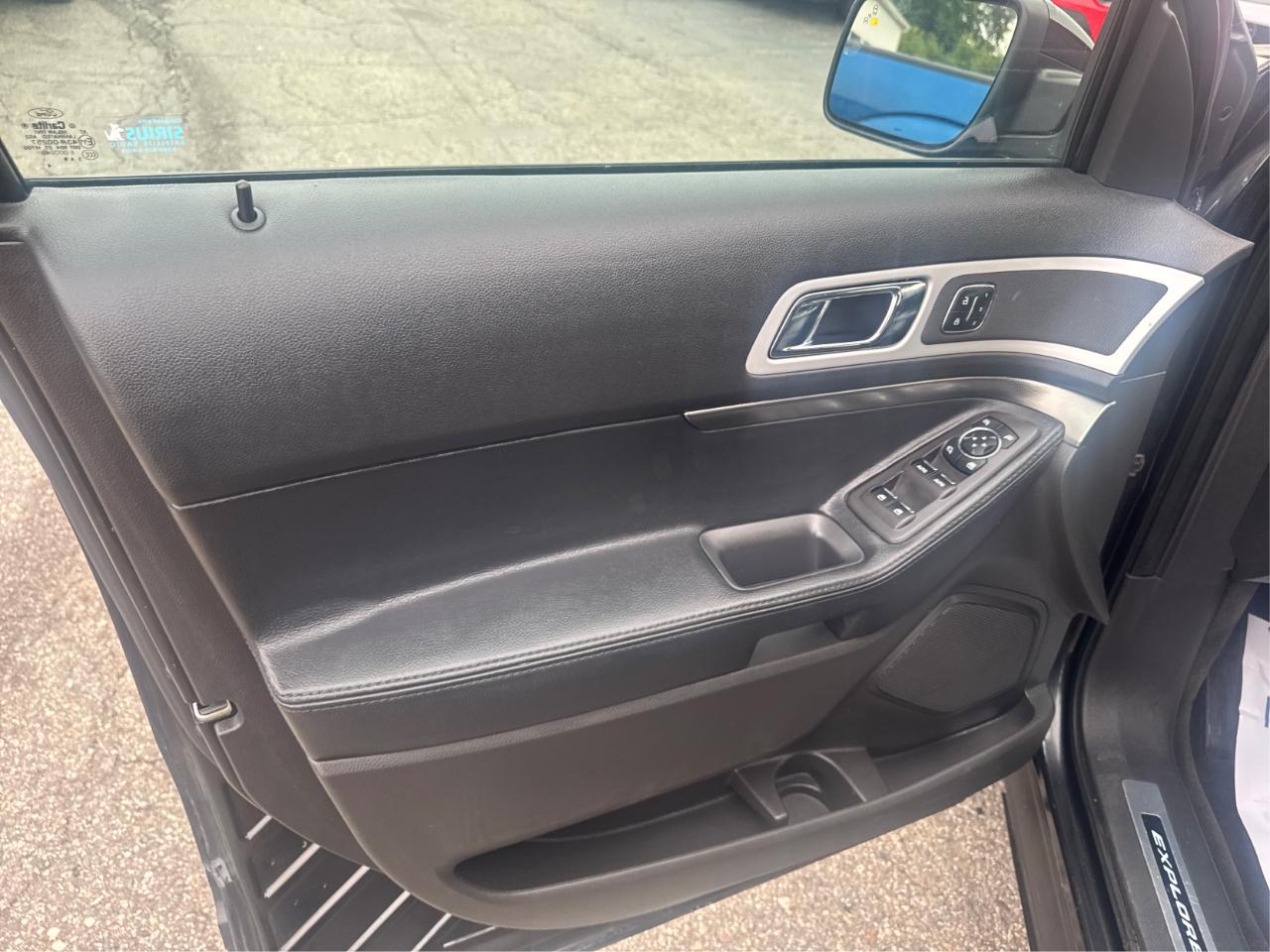 Ford Explorer Sport 4WD 2014