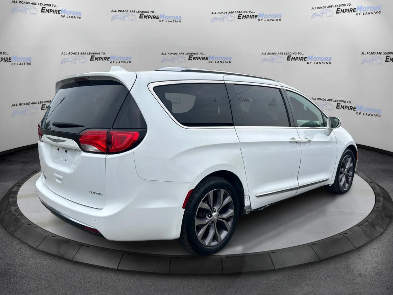 Chrysler Pacifica Limited 2019