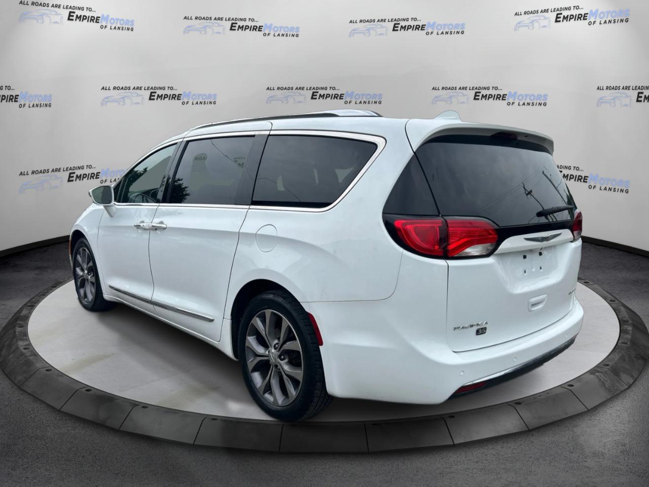 Chrysler Pacifica Limited 2019