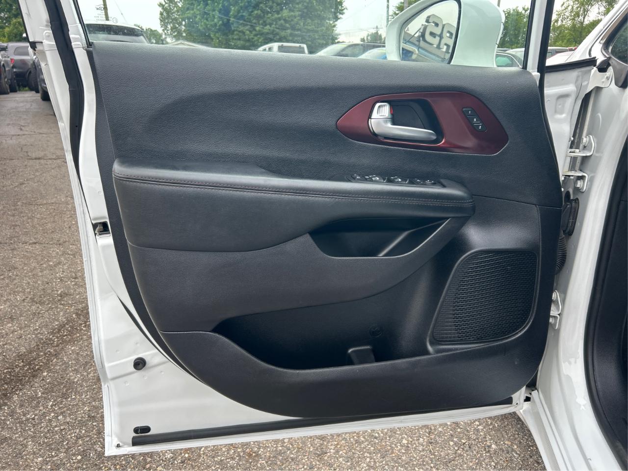 Chrysler Pacifica Limited 2019