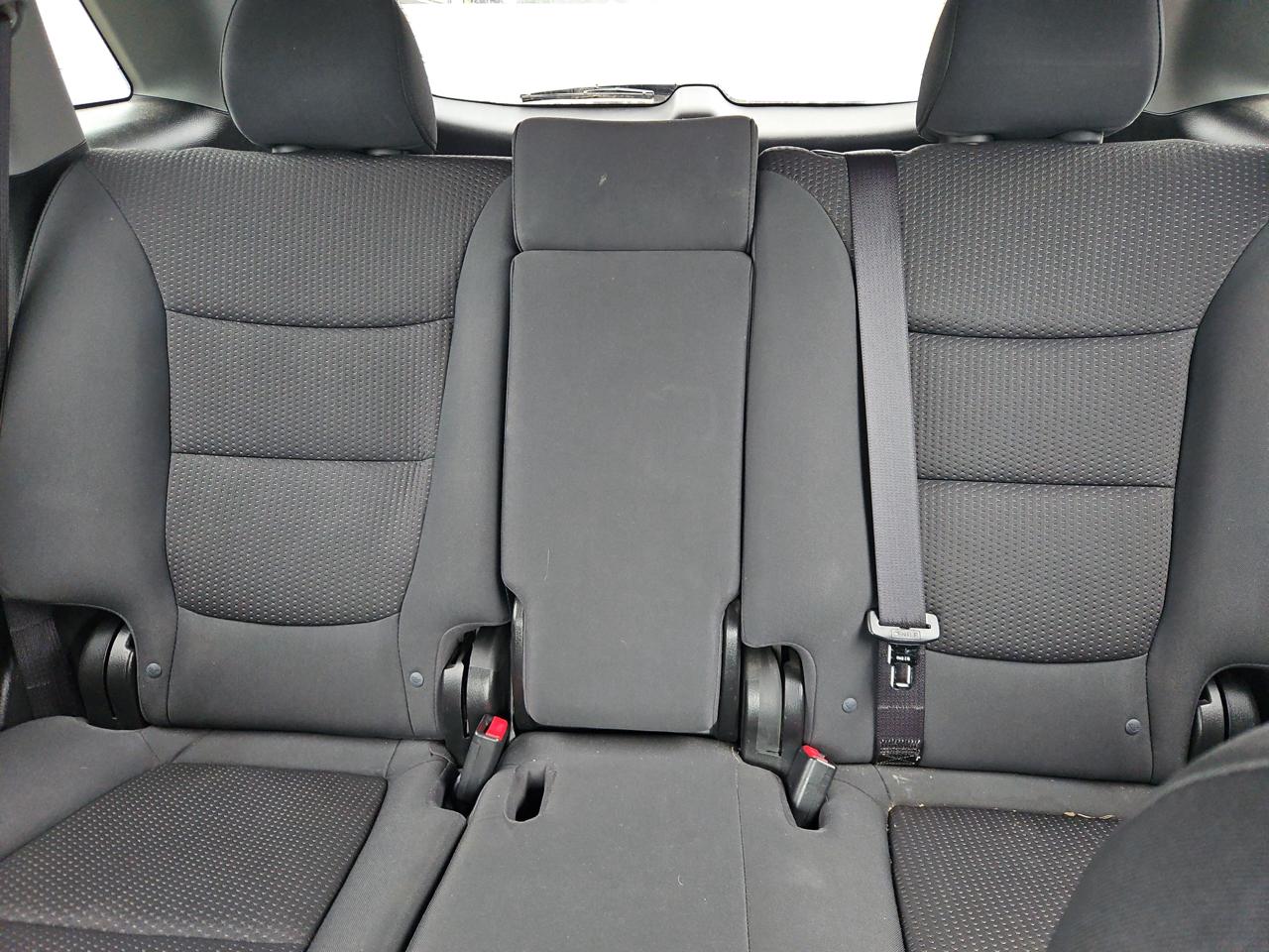 Kia Sorento LX 2WD 2011