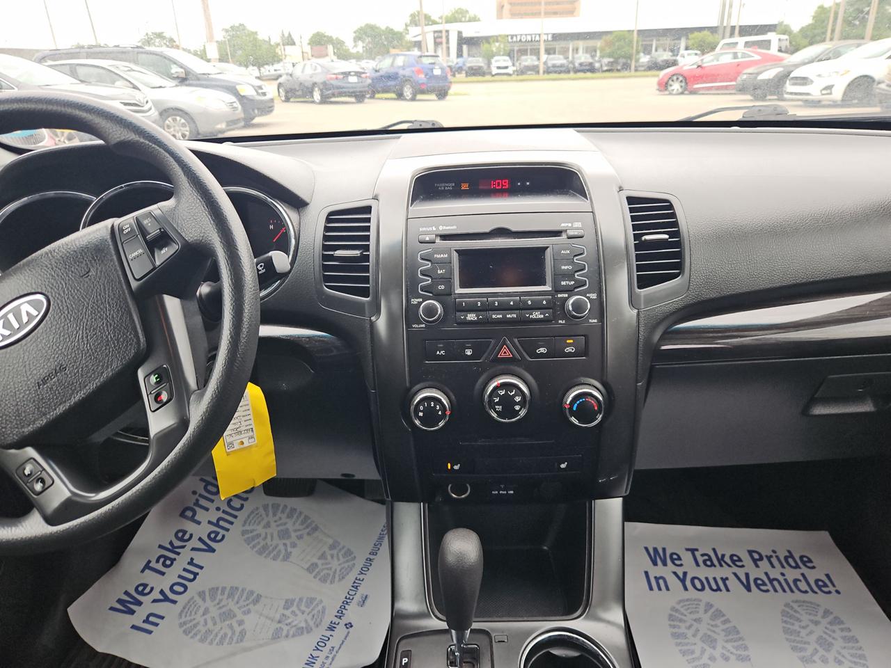 Kia Sorento LX 2WD 2011