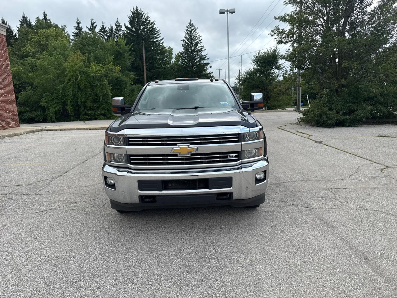 Chevrolet Silverado 3500HD LTZ Crew Cab 4WD 2015