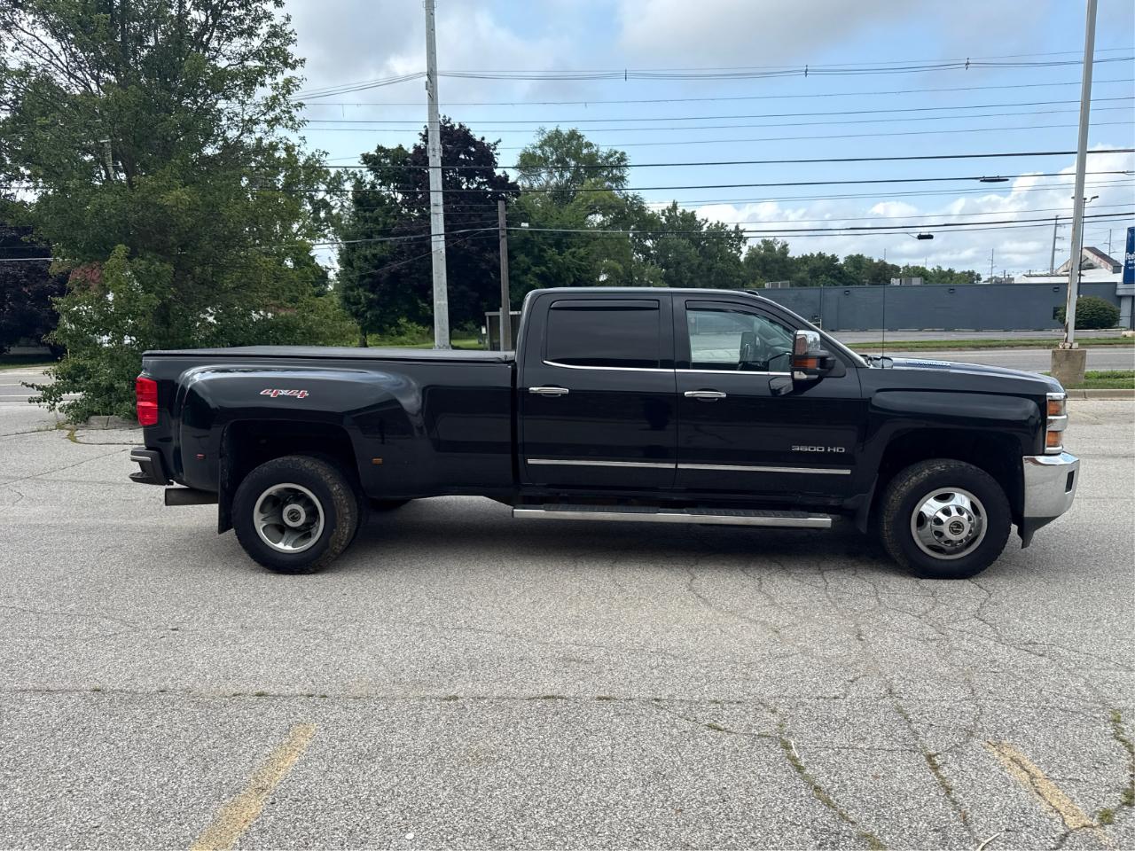 Chevrolet Silverado 3500HD LTZ Crew Cab 4WD 2015