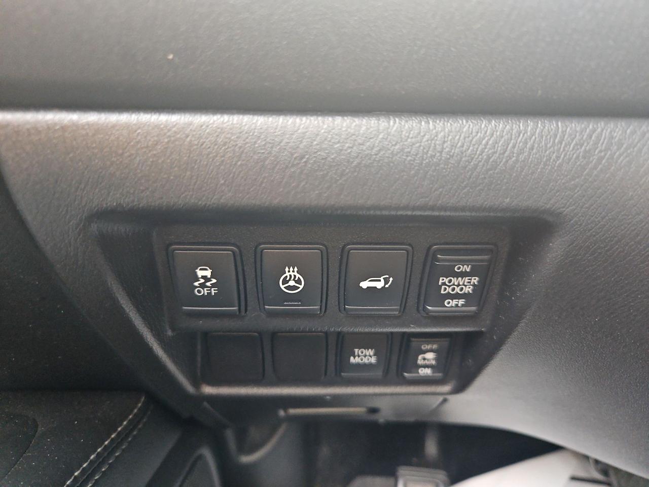 Nissan Pathfinder S 4WD 2014
