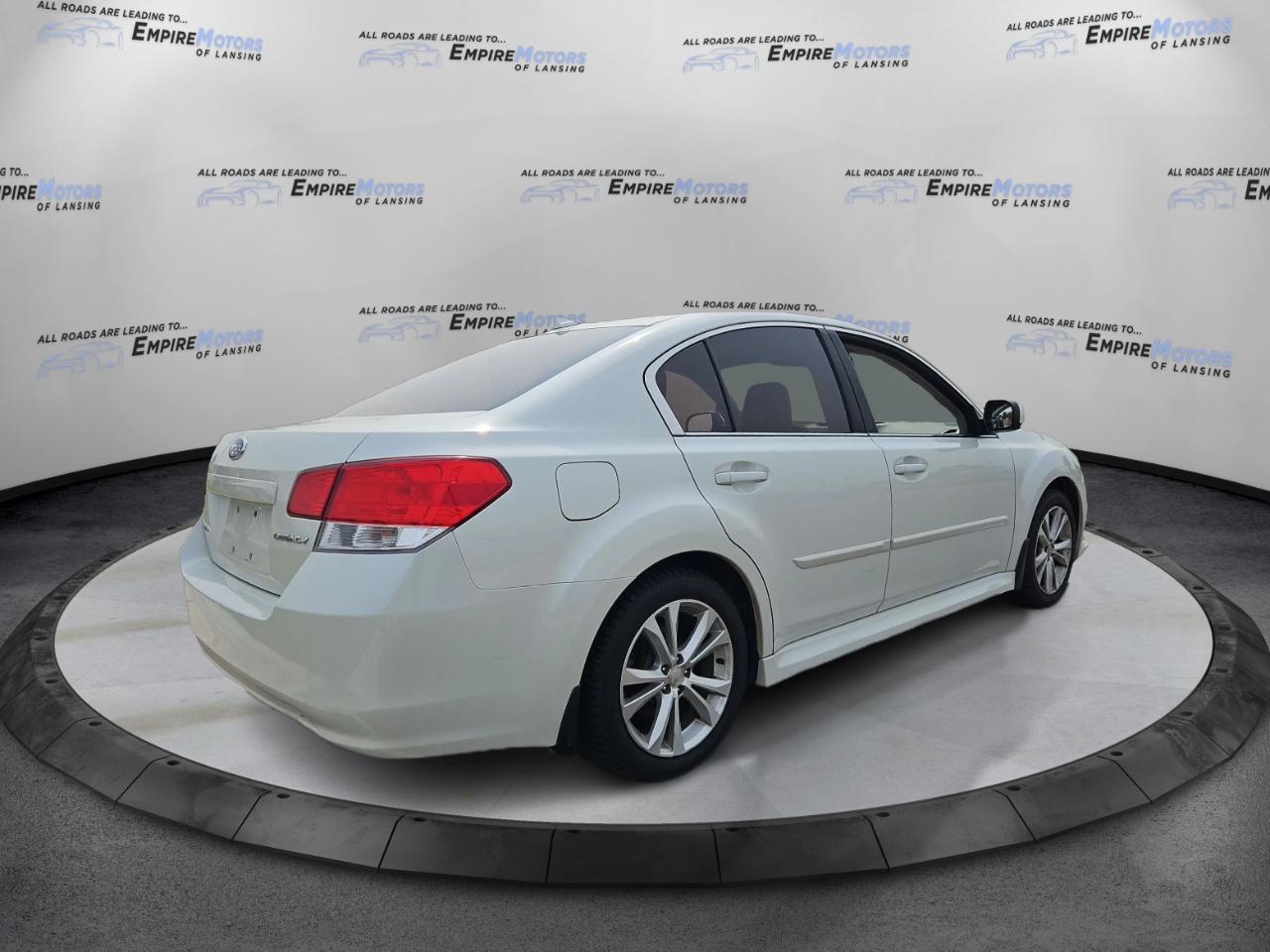 Subaru Legacy 2.5i Limited 2013