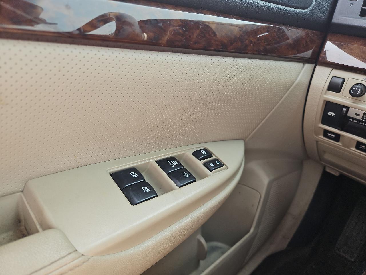 Subaru Legacy 2.5i Limited 2013