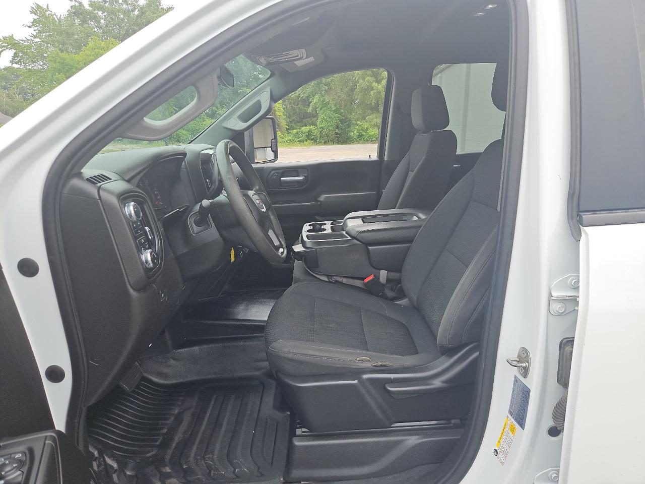 GMC Sierra 2500HD Pro Double Cab 4WD LB 2022