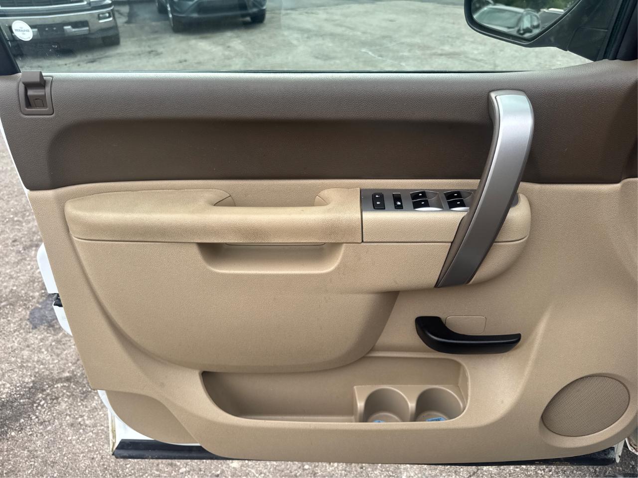 GMC Sierra 1500 SLE Crew Cab 4WD 2013