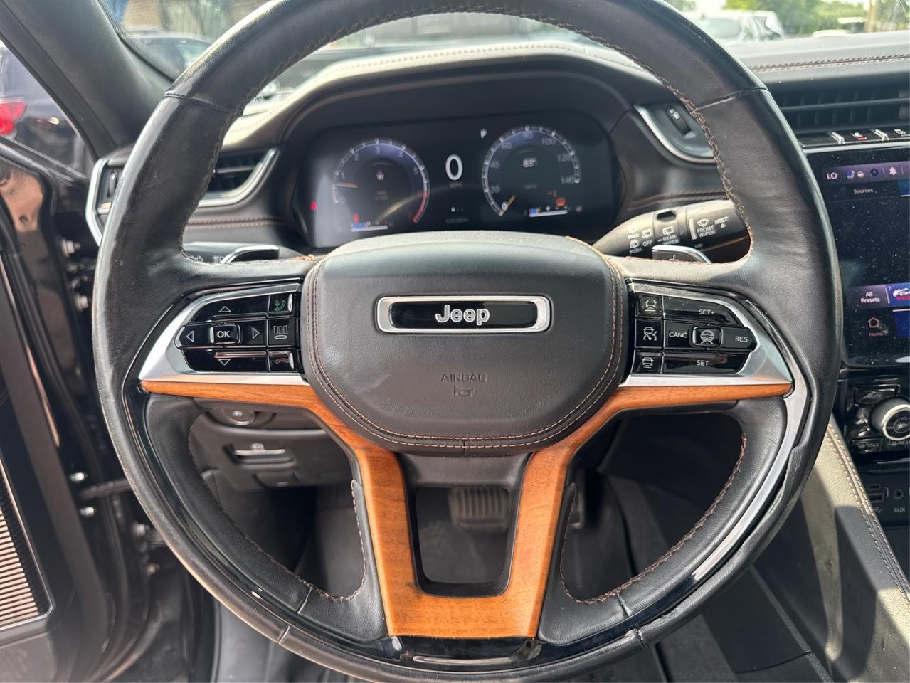Jeep Grand Cherokee L Summit 4WD 2021