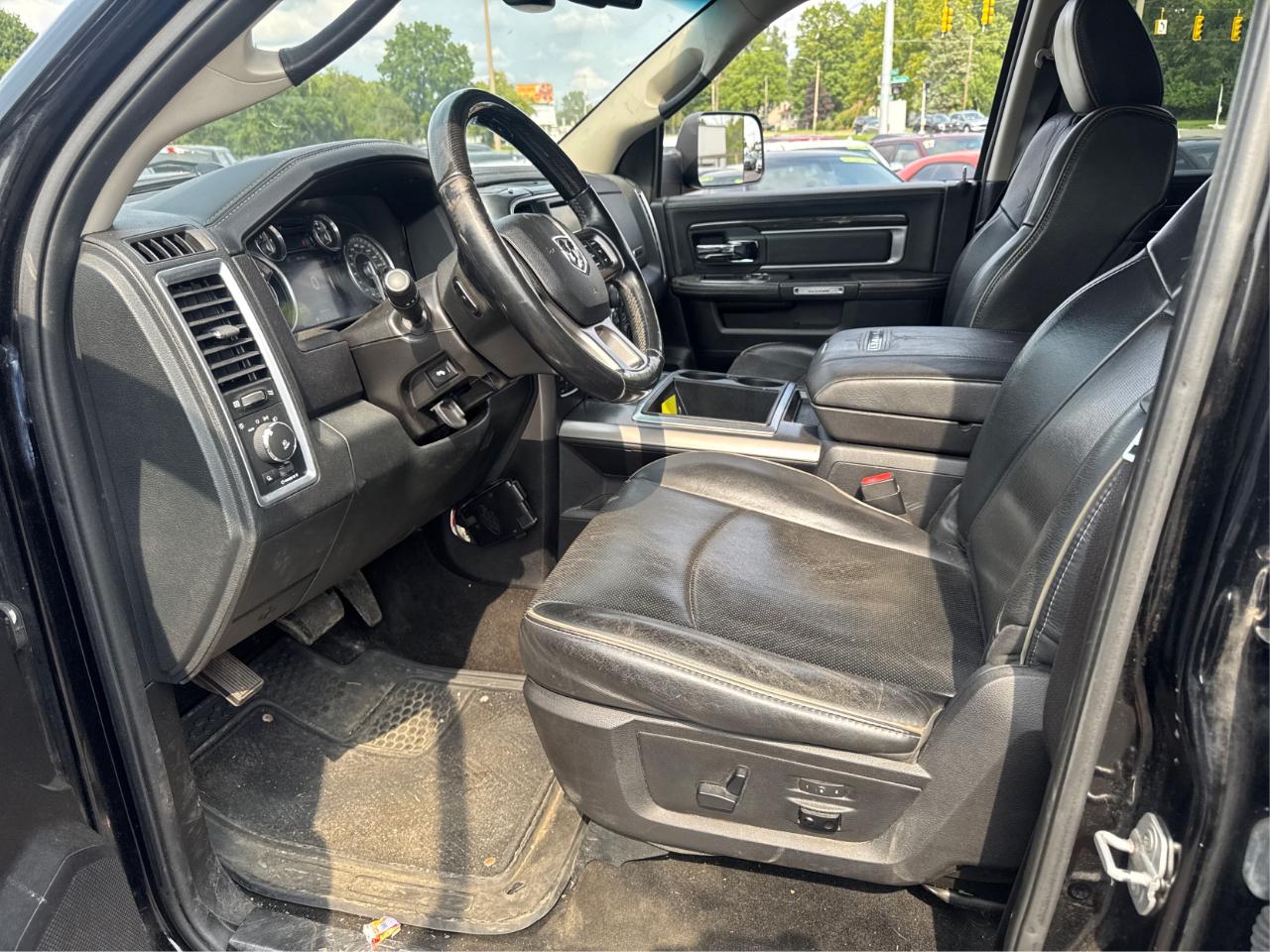 RAM 1500 Longhorn Crew Cab LWB 4WD 2015