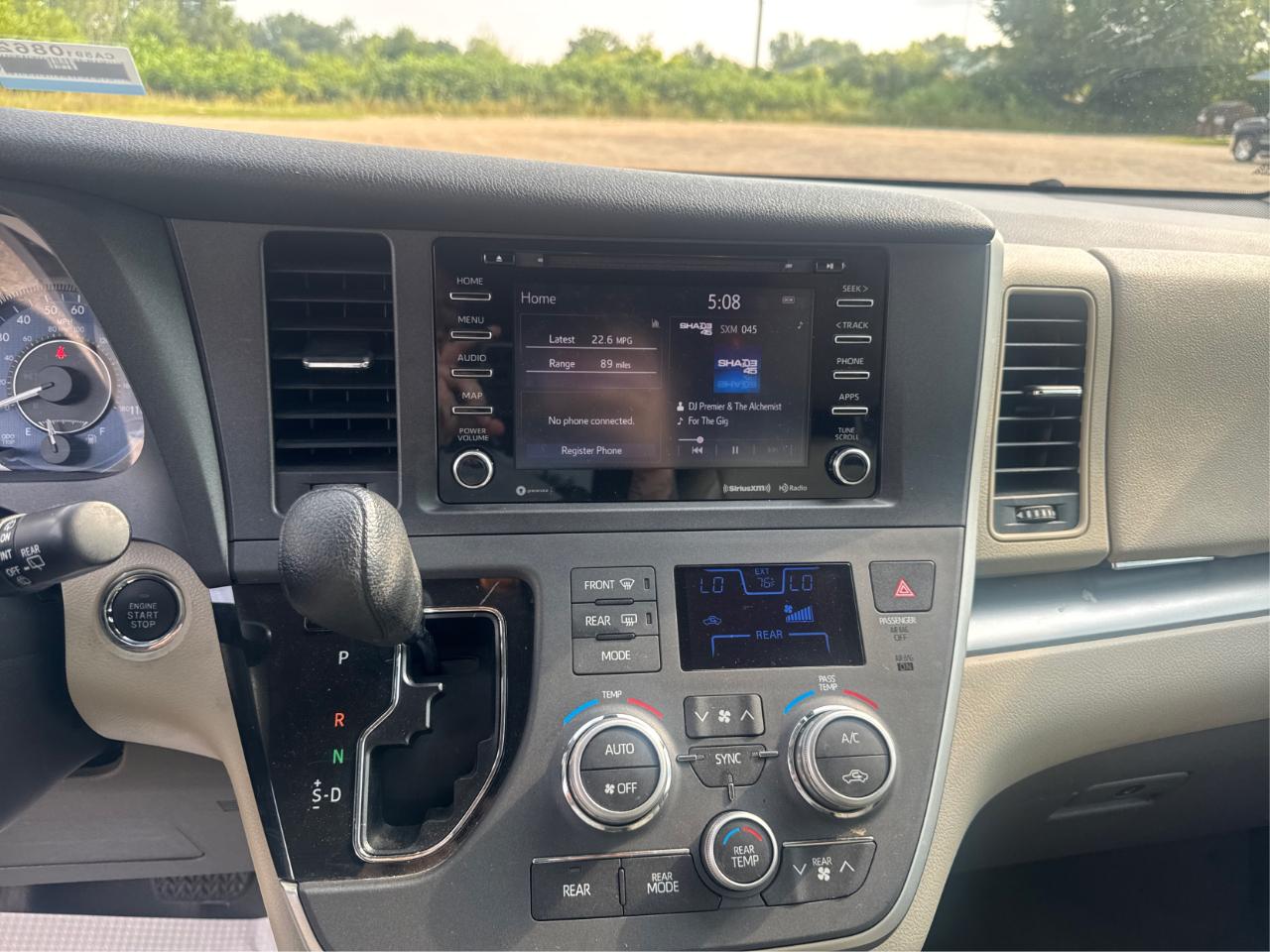 Toyota Sienna LE 8-Passenger 2020