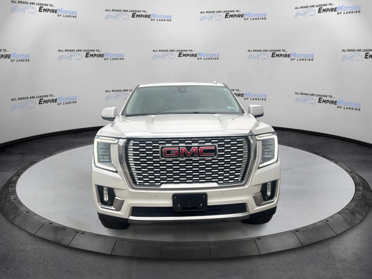 GMC Yukon XL Denali 4WD 2021