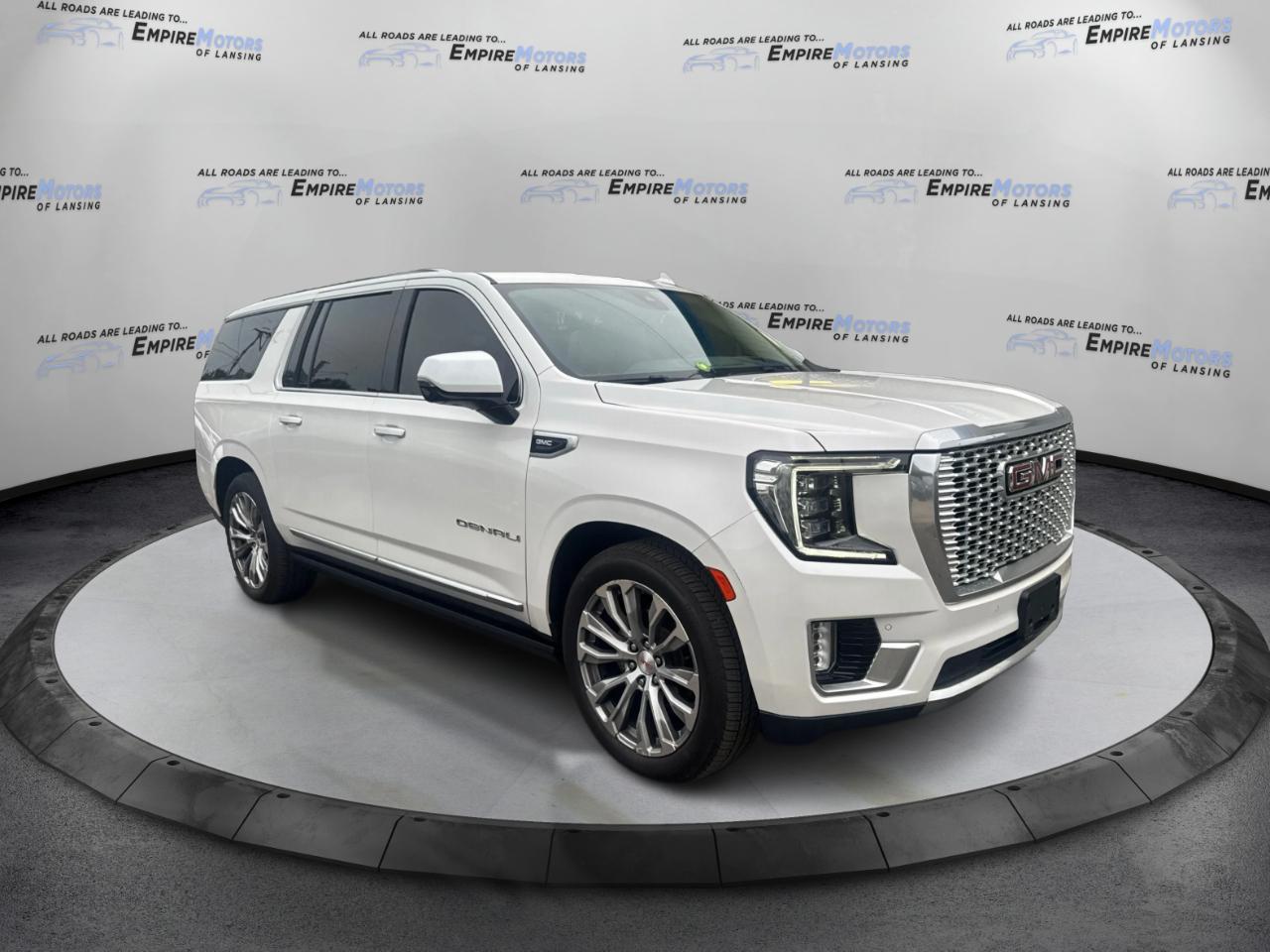 GMC Yukon XL Denali 4WD 2021