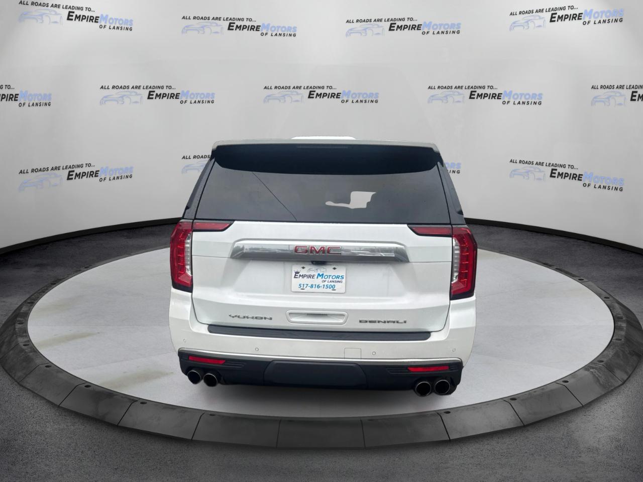 GMC Yukon XL Denali 4WD 2021