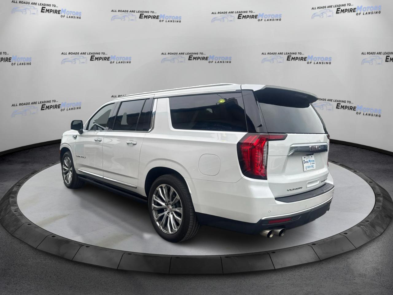 GMC Yukon XL Denali 4WD 2021