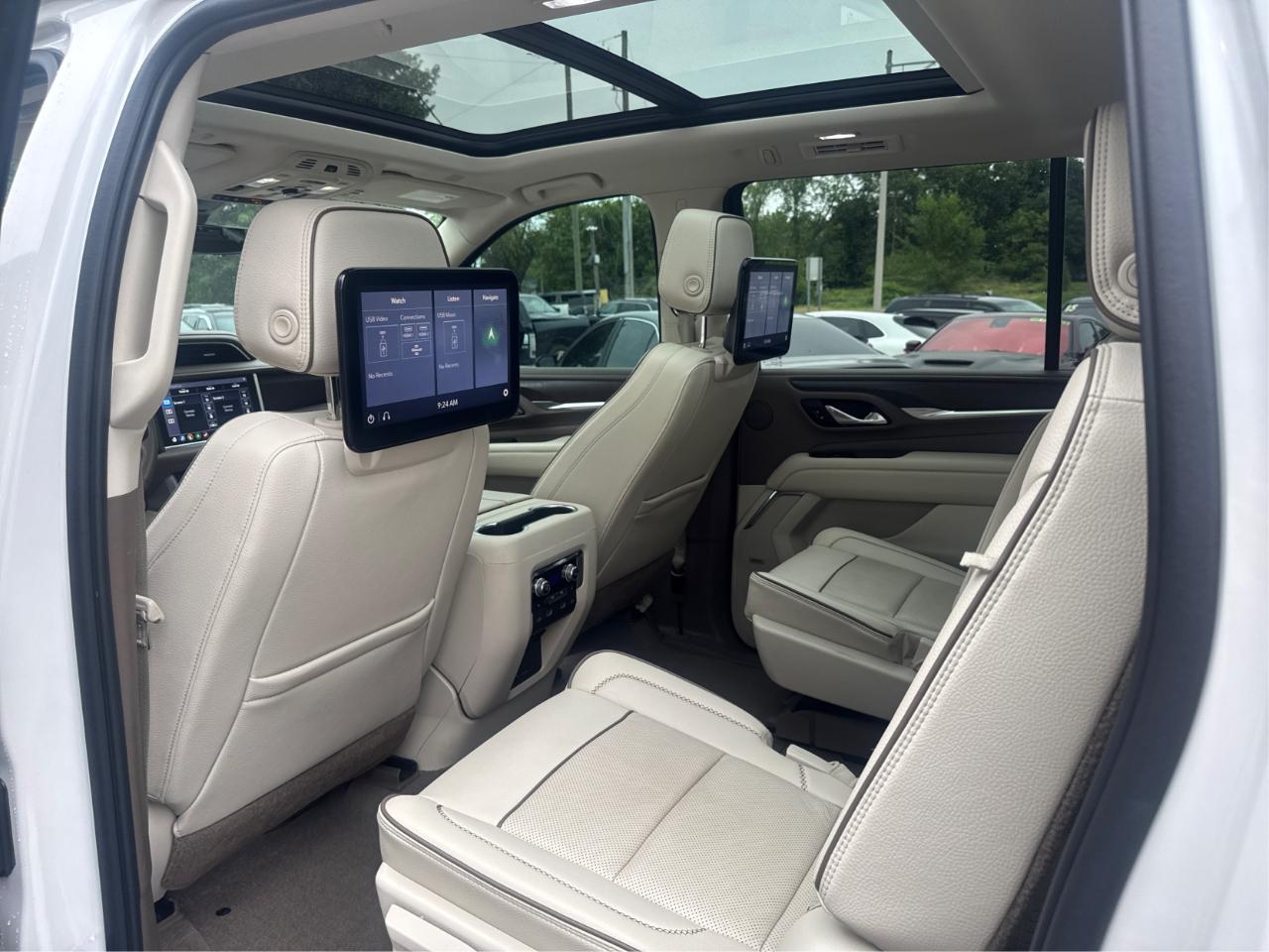GMC Yukon XL Denali 4WD 2021