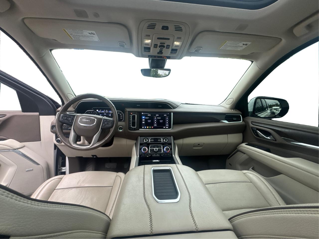 GMC Yukon XL Denali 4WD 2021