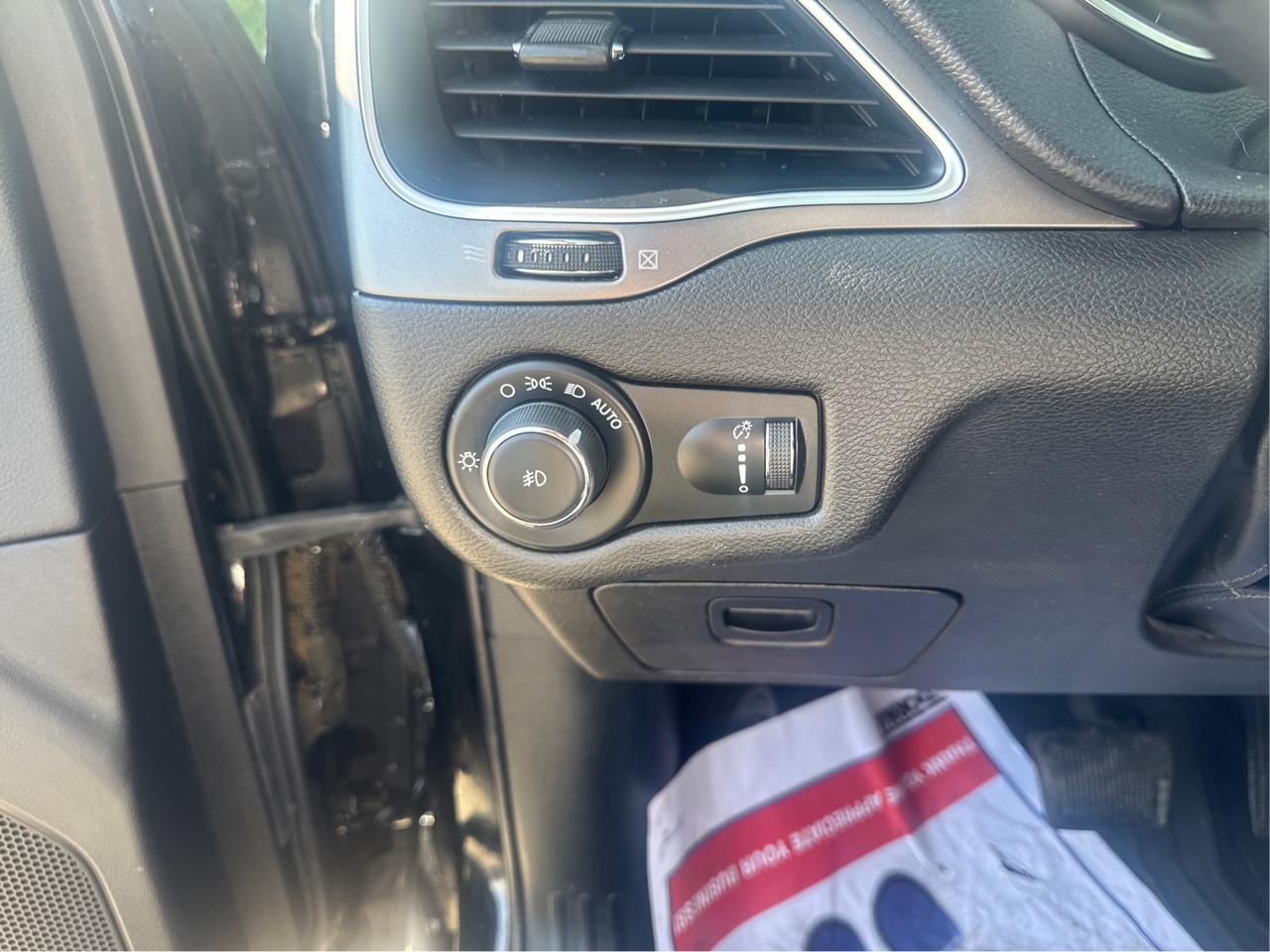 Jeep Cherokee Latitude FWD 2019