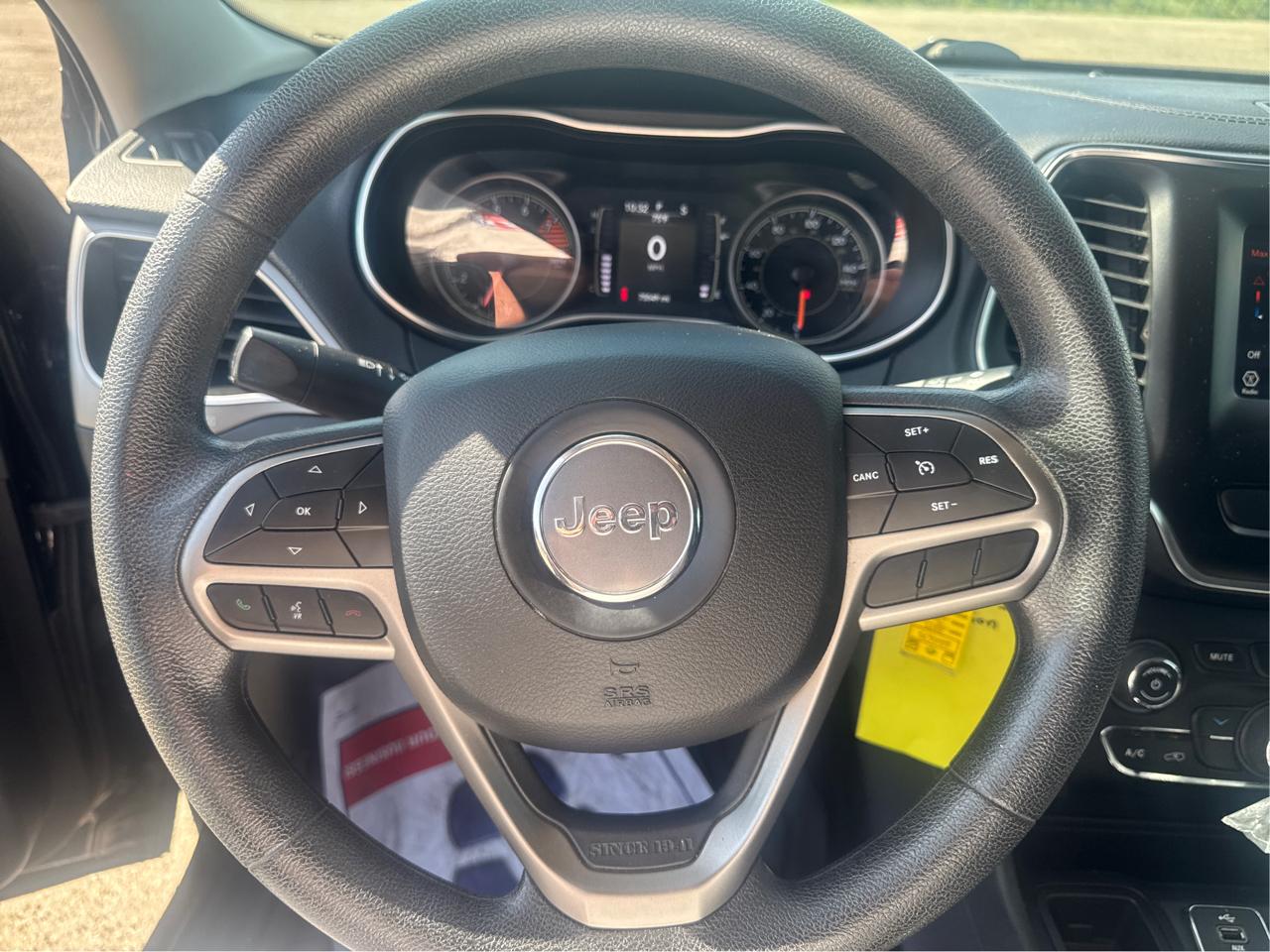 Jeep Cherokee Latitude FWD 2019