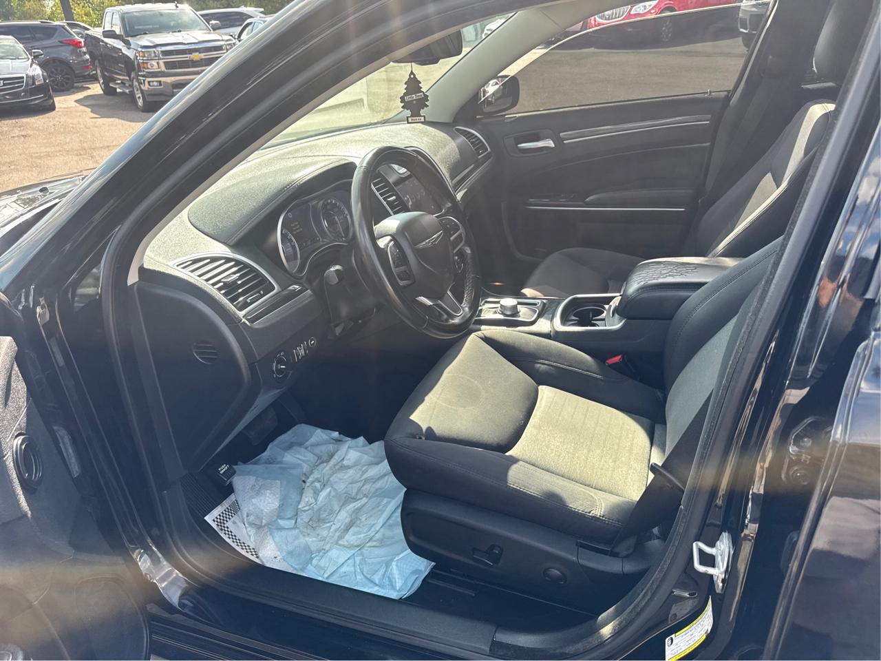 Chrysler 300 Touring AWD 2022