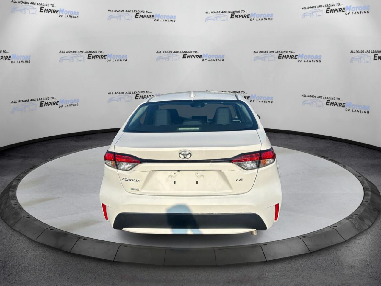 Toyota Corolla LE 2021