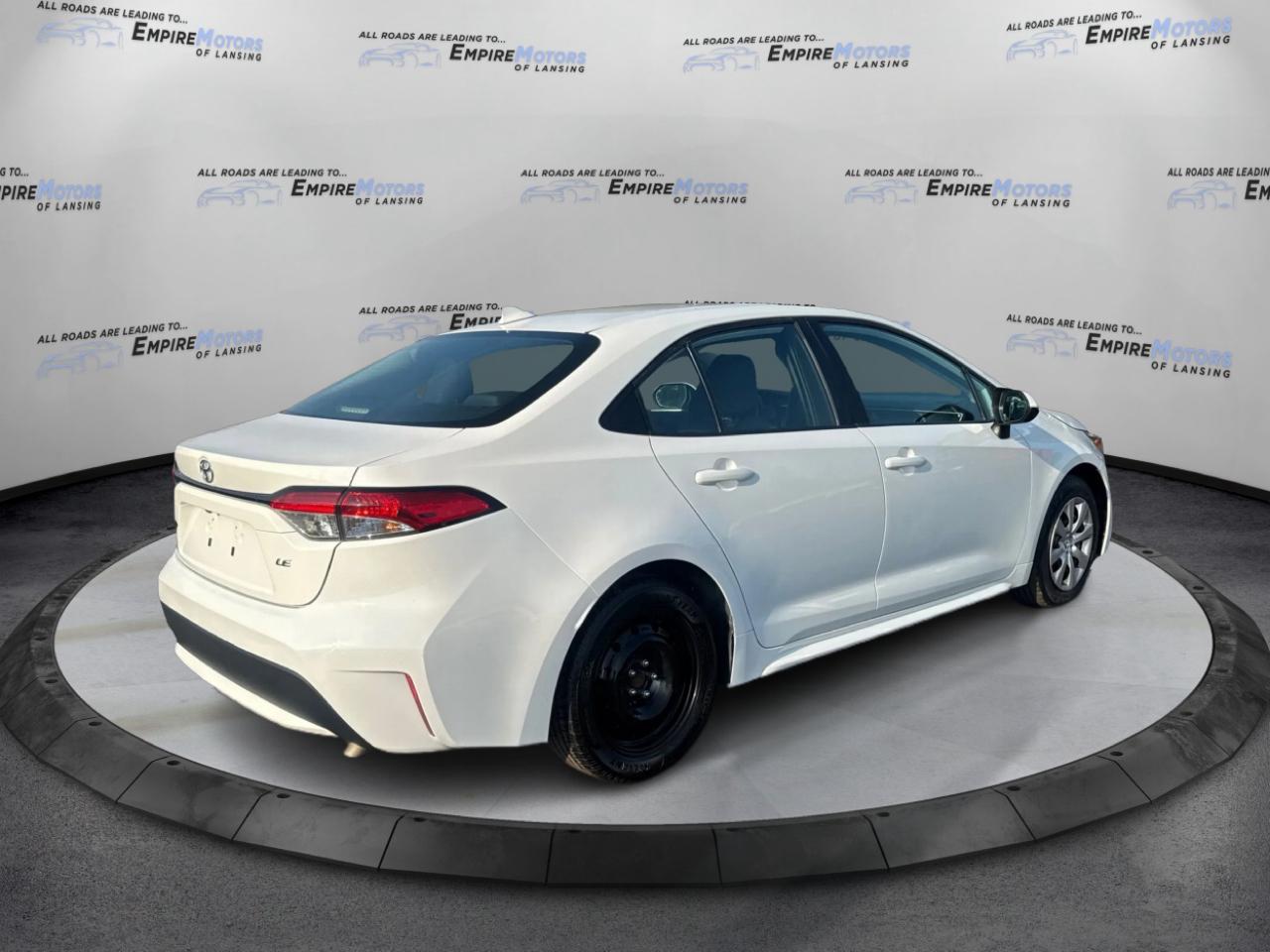 Toyota Corolla LE 2021