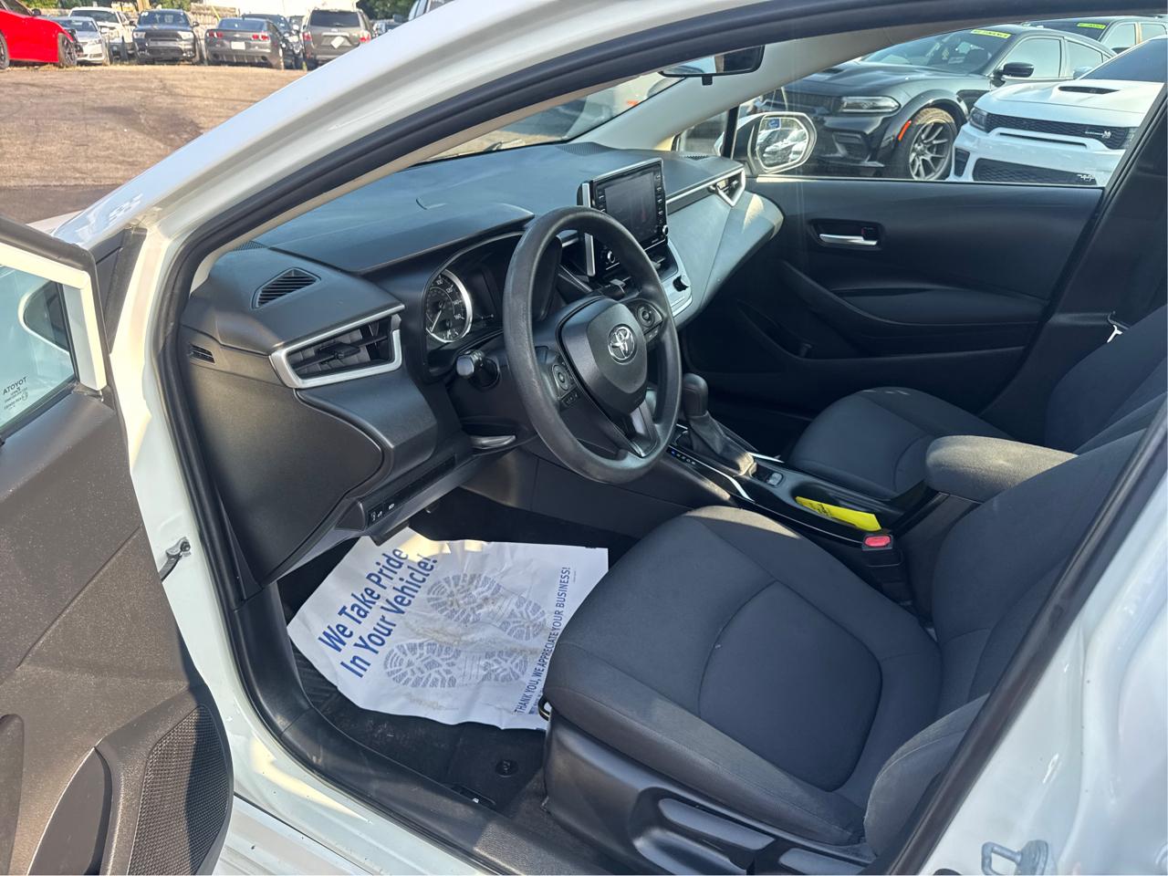 Toyota Corolla LE 2021