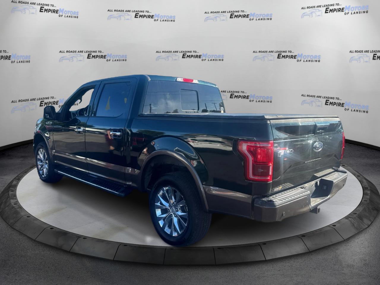 Ford F-150 XL SuperCrew 5.5-ft. Bed 4WD 2015