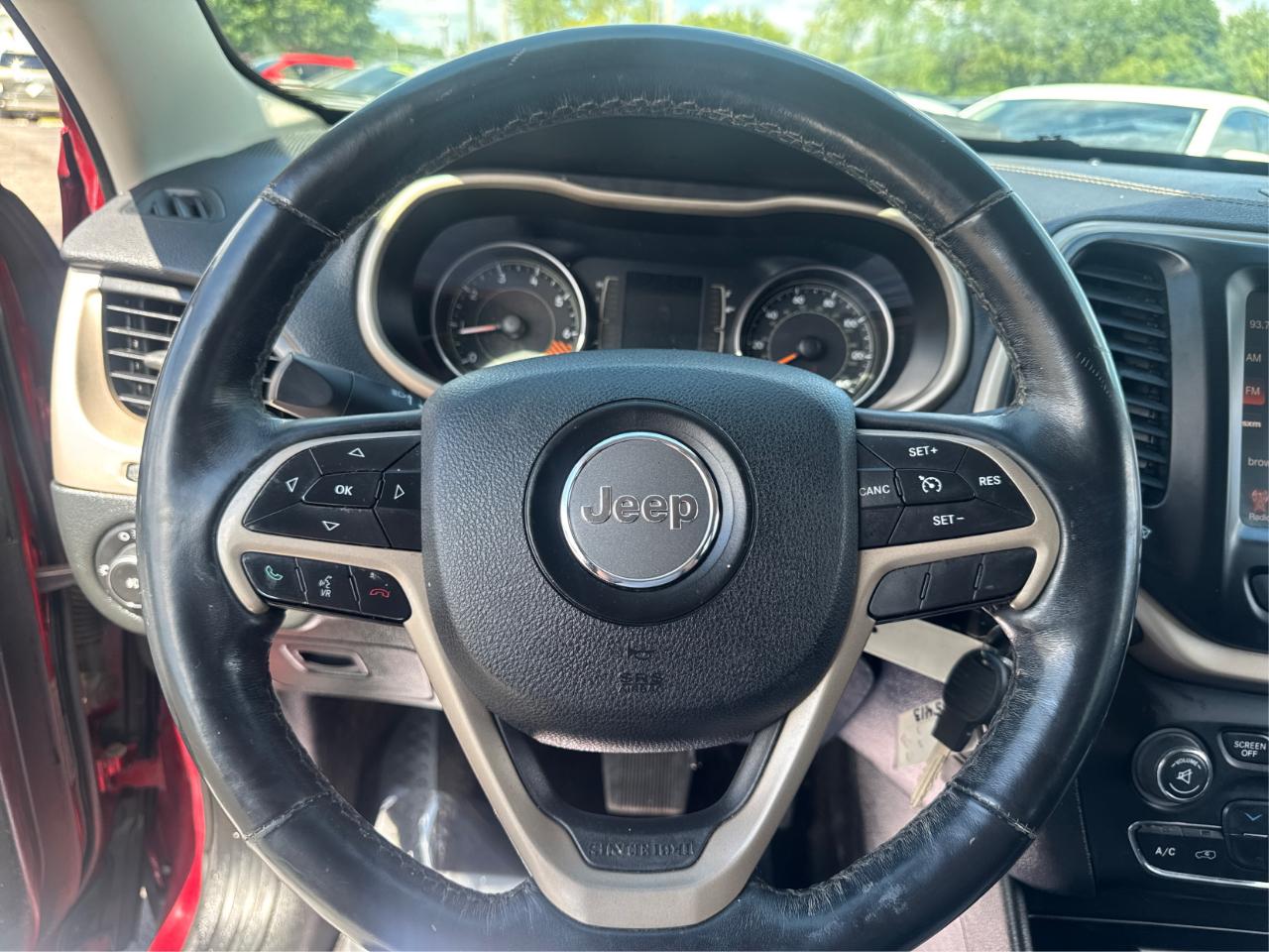 Jeep Cherokee Latitude FWD 2015