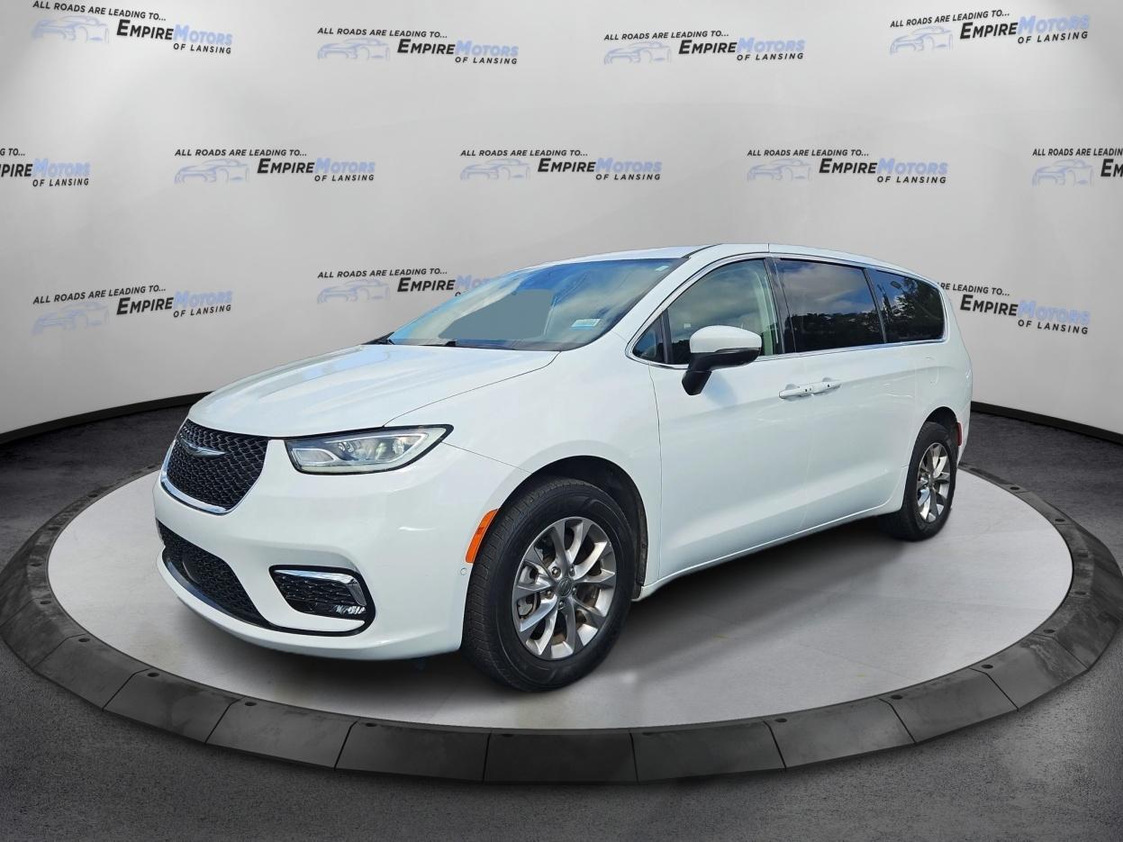 Chrysler Pacifica Touring L AWD 2023