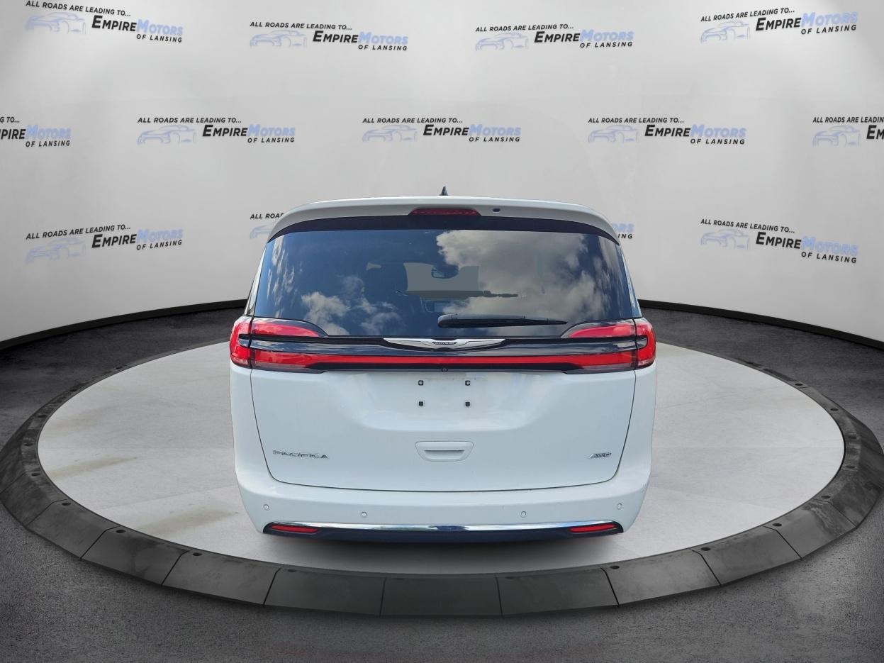 Chrysler Pacifica Touring L AWD 2023