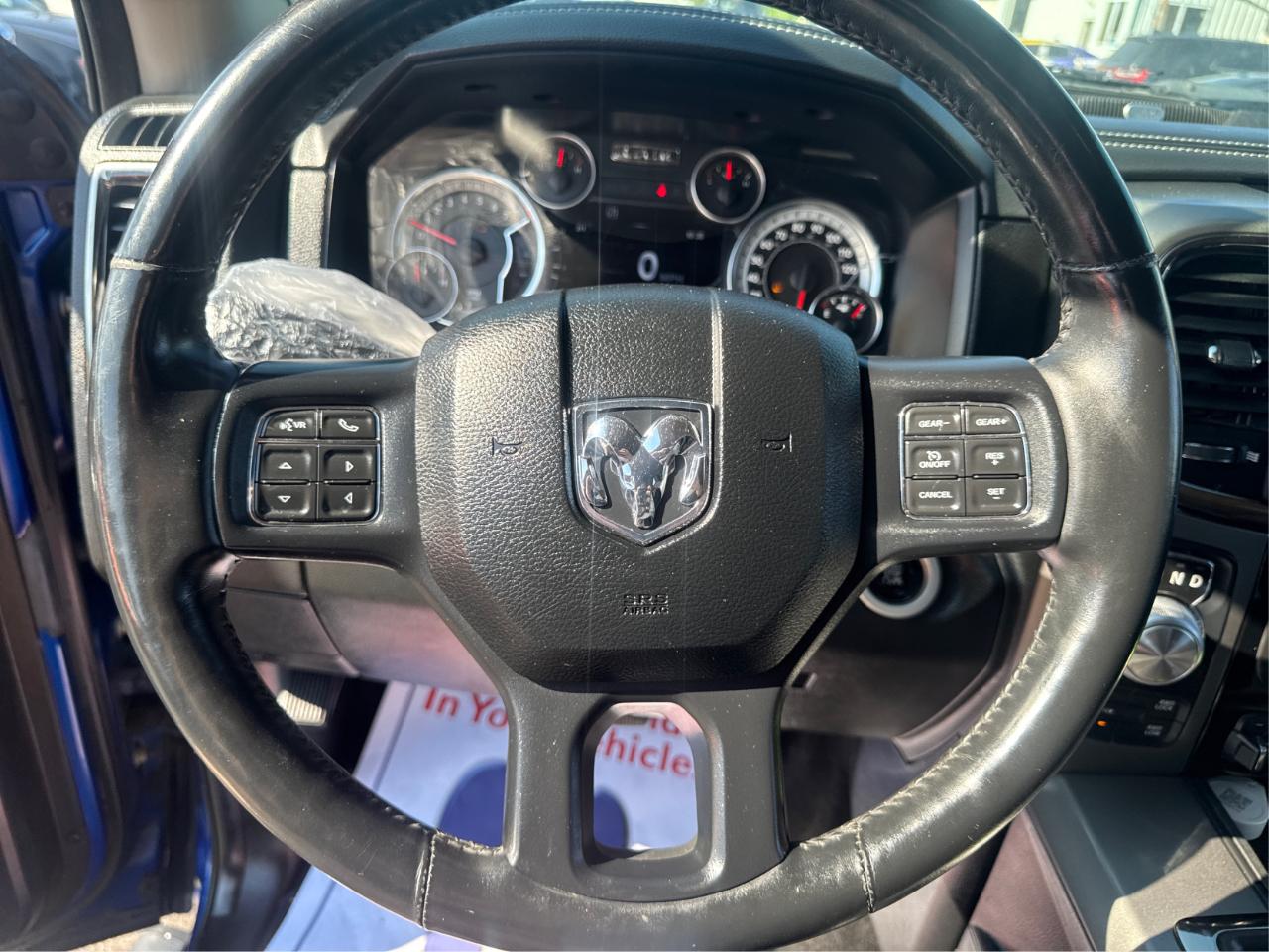 RAM 1500 Sport Crew Cab SWB 4WD 2015