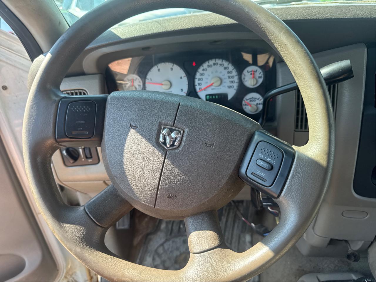 Dodge Ram 3500 ST Quad Cab Long Bed 4WD DRW 2004