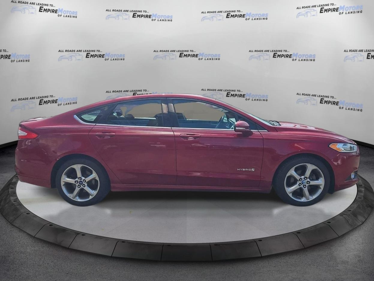 Ford Fusion Hybrid SE 2013