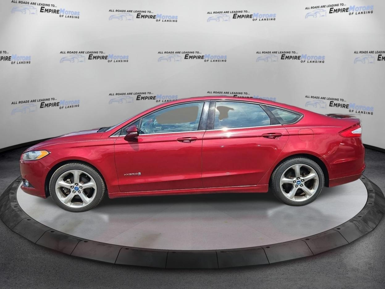 Ford Fusion Hybrid SE 2013