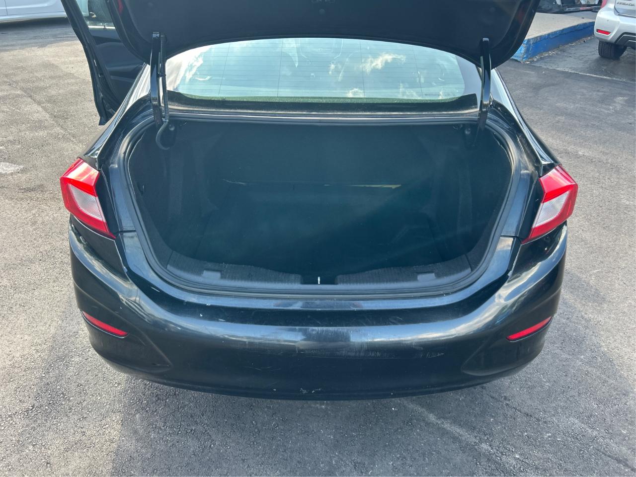 Chevrolet Cruze LS Auto 2019