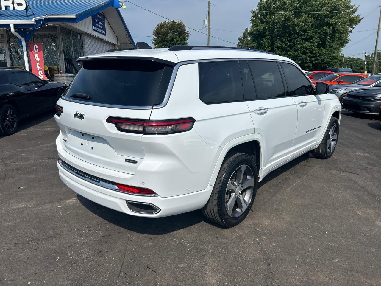 Jeep Grand Cherokee L Laredo 4WD 2023