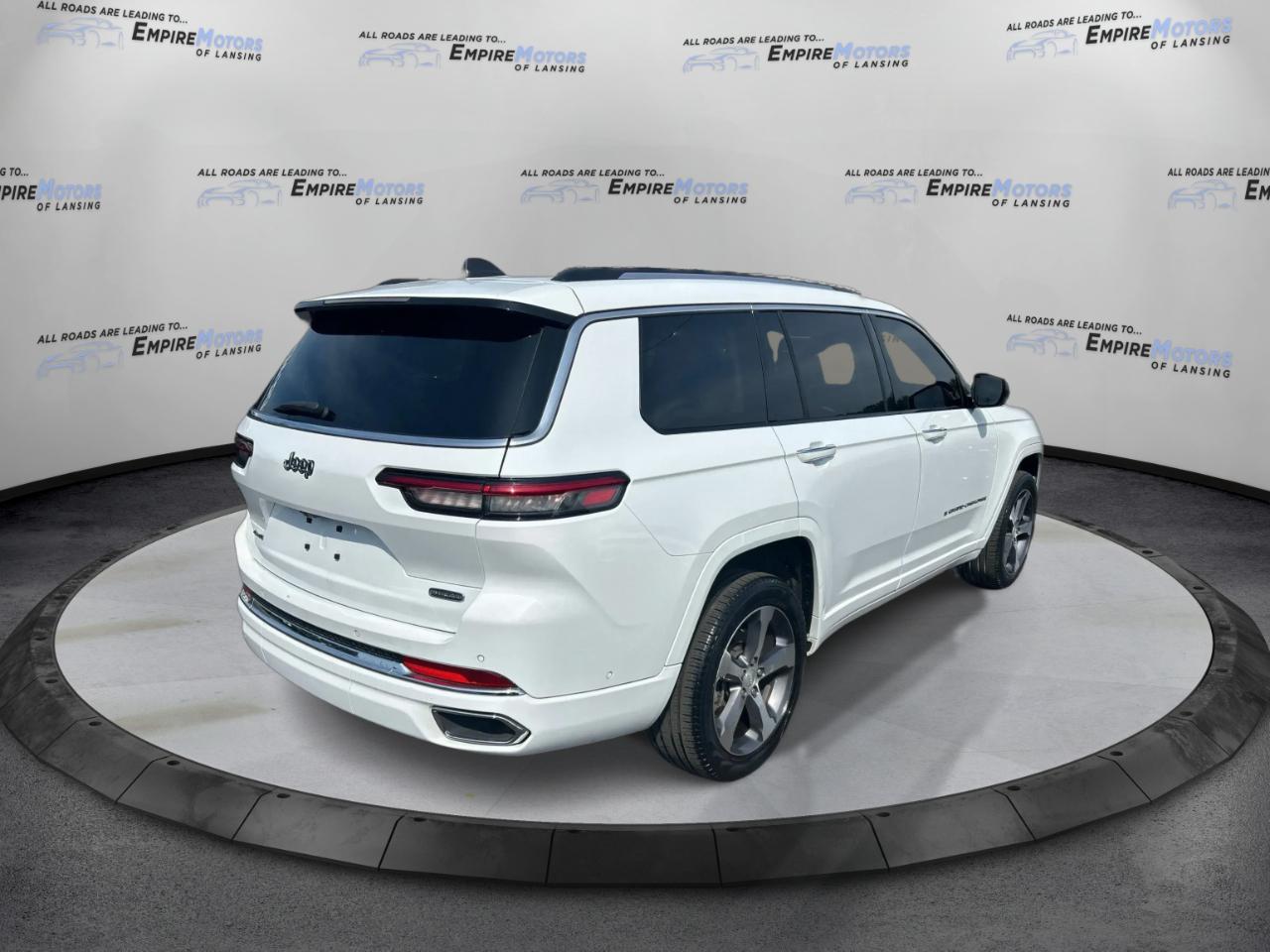 Jeep Grand Cherokee L Overland 4WD 2024