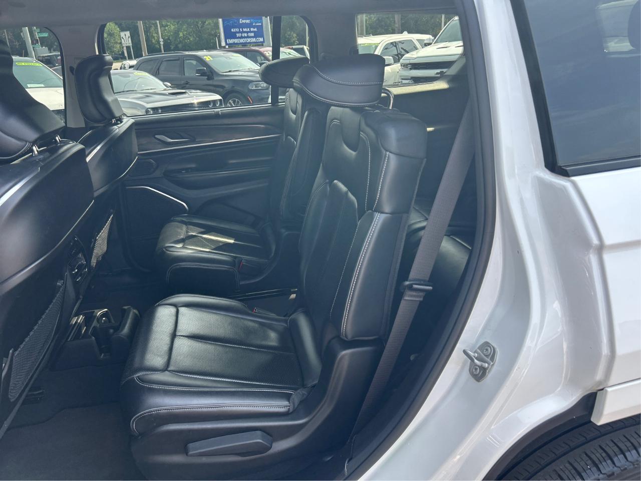 Jeep Grand Cherokee L Overland 4WD 2024